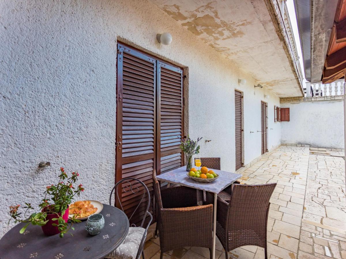 Apartment Tireli - Prc143 By Interhome Poreč Eksteriør billede